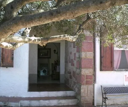 L'oleandro לינה וארוחת בוקר